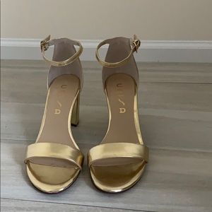 Unisa gold heels